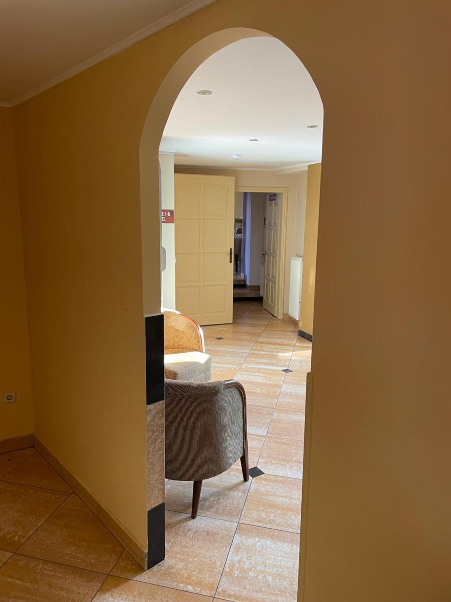 Hotel Sugas Sfantu Gheorghe  Exterior photo